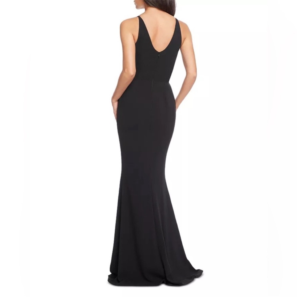 Elegant Black Evening Gown